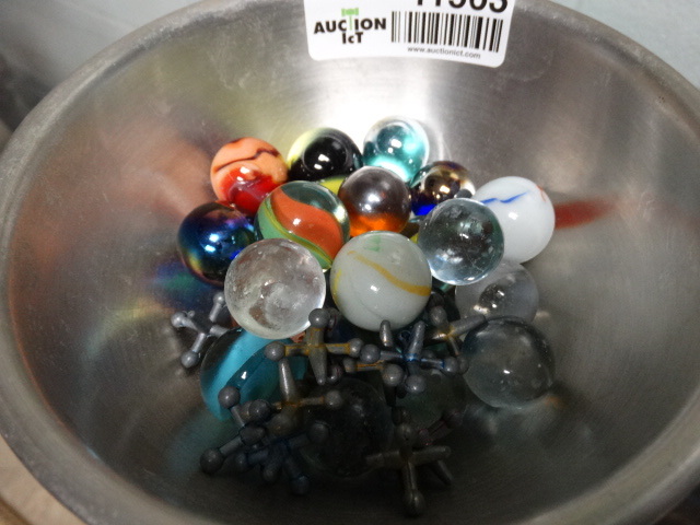lot 11563 image: Shooter marbles & jacks