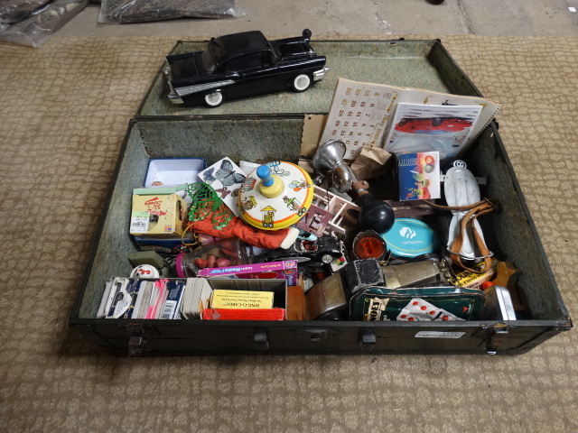 lot 11591 image: Vintage trunk w vintage toys cars misc.