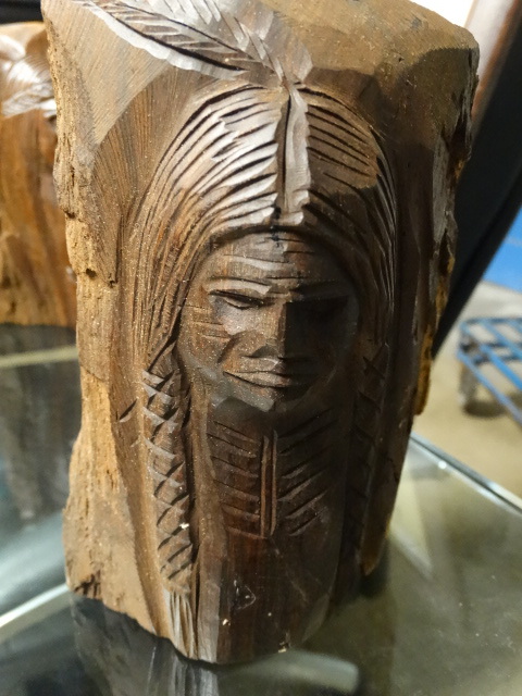 lot 11604 image: Ironwood Native American Carved bust- Approx 6 tall