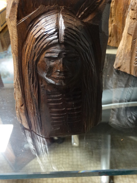 lot 11605 image: Ironwood Native American Carved bust- Approx 6 tall
