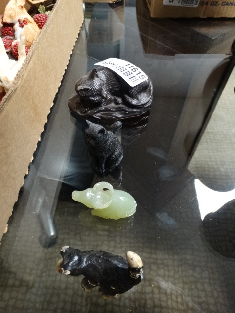 lot 11615 image: 3 cat figurines 1 jade water buffalo figurine-