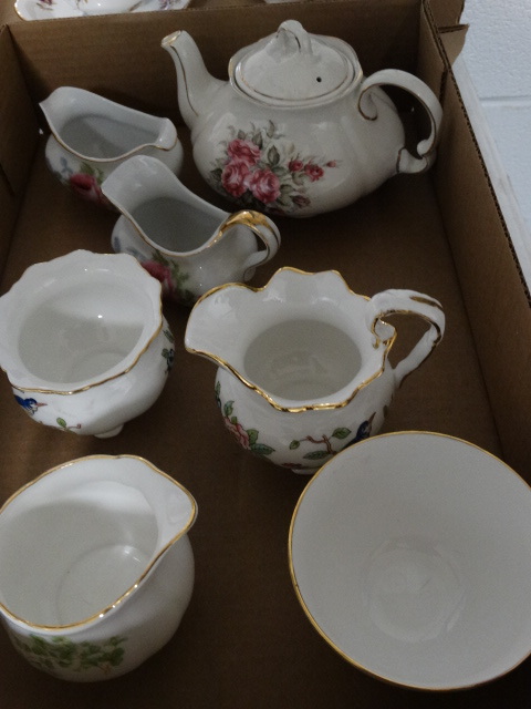 lot 11628 image: 3 sets assorted china sugarcreamer-