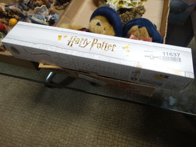 lot 11637 image: Harry Potter magical wand in box
