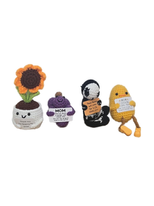 lot 34428 image: Handmade Crochet Mothers Day Gift Set