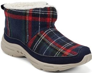 lot 34470 image: Easy Spirit Womens BRINDLE2 Cozy Winter Bootie, Size 7 W