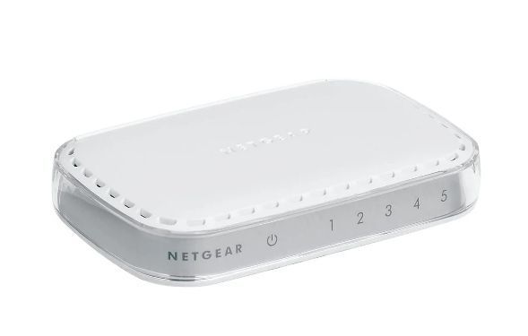 lot 13771 image: NETGEAR 5 Port Gigabit Ethernet Switch (GS605NA)