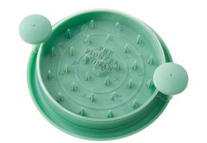 lot 34491 image: The Pioneer Woman Plastic Meat Shredder DAMAGED