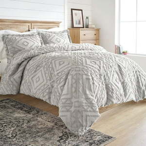 lot 35231 image: Better Homes & Gardens 3-piece Gray Chenille Duvet Cover Set - King