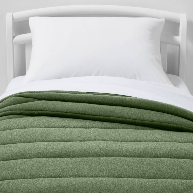 lot 15286 image: Jersey Kids Comforter Green - Pillowfort Toddler Bedding Quilted