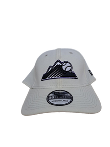 lot 33399 image: New Era Colorado Rockies 39THIRTY flex-fit hat in cream, black, and purple MediumLarge