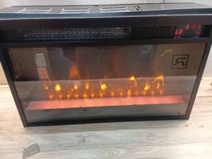 lot 35432 image: ELECTRIC FIREPLACE A95070 RV23V80S-C7 (Damage-See Pics)- Retail $80