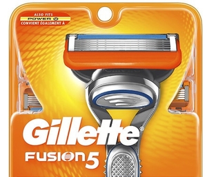 lot 33467 image: Gillette Fusion5 Razor Blades for Men  4ct Razor Blade Refills