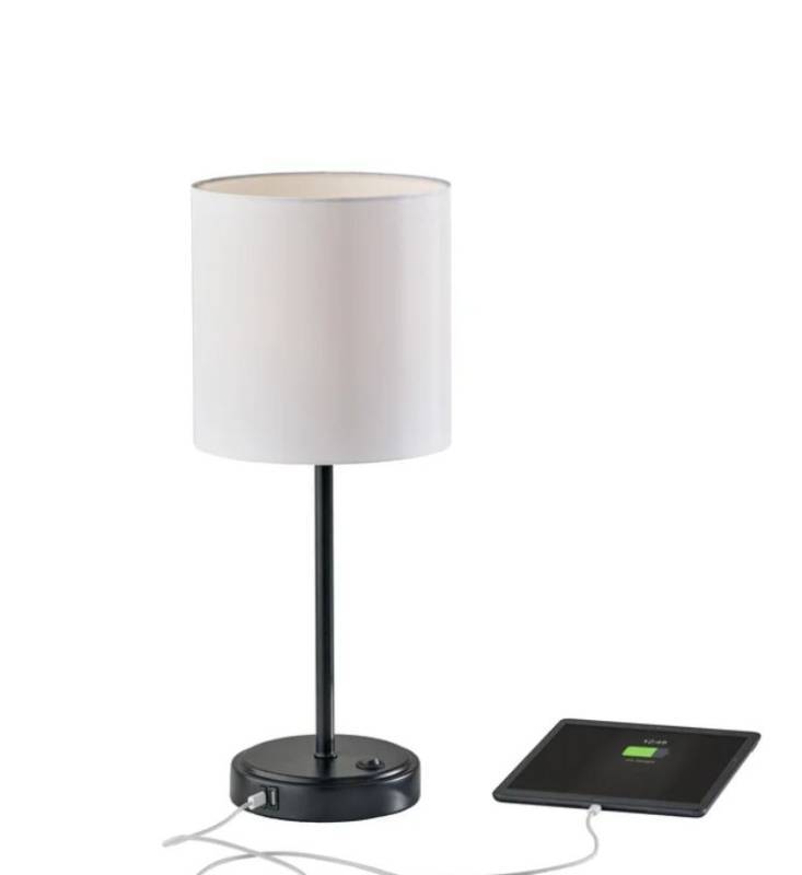 lot 15005 image: Mainstays Black Metal Stick Lamp with USB Port