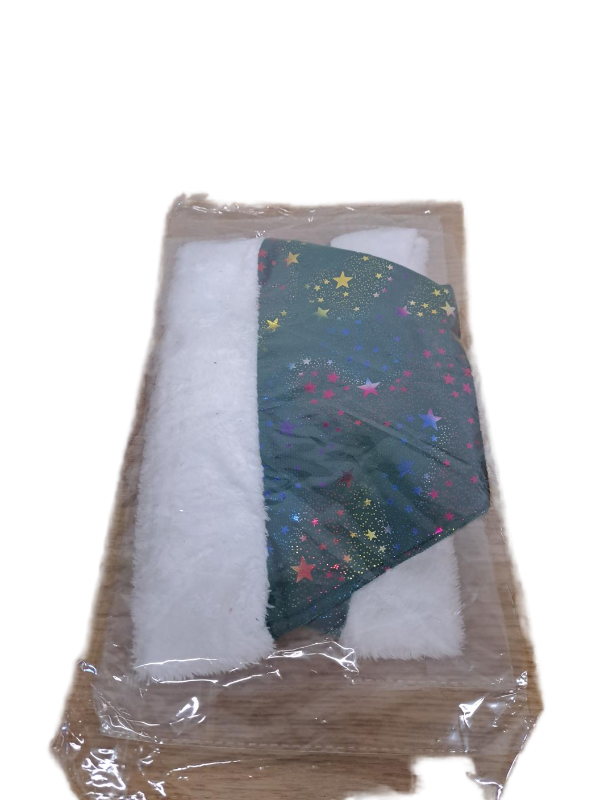 lot 31018 image: 2 Pack of Green Christmas Hats with Star Pattern