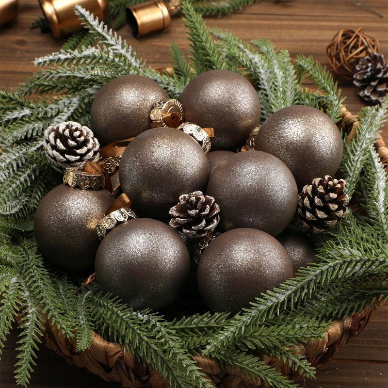 lot 31140 image: 12 Pcs Textured Christmas Ball Ornaments 2.36
