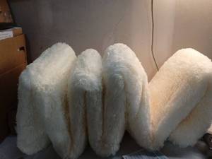 lot 14121 image: Fluffy White Rug (12 ft by 8 ft 8 in) Retail $100