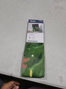 lot 8649 image: Style Selections 2-ft W x 4-ft H Christmas House flag