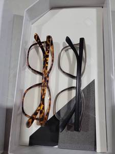 lot 8775 image: Members Mark Square Blue Light Reading Glasses, 2 pk