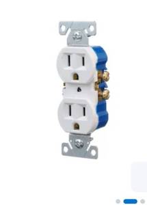 lot 8790 image: Eaton 15 -Amp 125-volt Residential Duplex Outlet Receptacles , White 10 -Pack