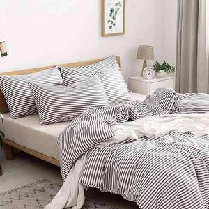 lot 13366 image: Nanko King Size Comforter Set, Grey and White Striped Print Pattern Soft Reversible Down Alternative Quilted Duvet Insert Bed Sets, Bedding Sets in a Bag for Women Men Teen, 104x90 3 Pcs Gray Stripe