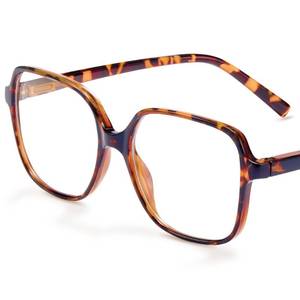 lot 16003 image: miyya Blue Light Blocking Glasses for Women, Blue Light Glasses for Women Oversized Fashion Vintage Fake