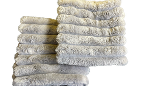 lot 16399 image: 18x18in Throw Pillow Covers 2pk