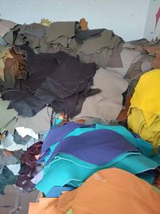lot 12253 image: Craft Leather - Top Grain Leather Scrap for Crafting, Leather Scraps 2-4 oz (0.8-1.8mm) Thickness for Making Key Chains, Journal Covers, Purses and Much More.(1lb)