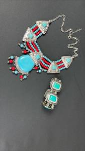 lot 346 image: Southwestern Faux Turquoise and Faux Coral Beaded Statement Necklace and Stretch Bracelet