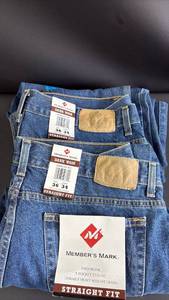 lot 34 image: (2)NWT Members Mark Mens Dark Wash Straight Fit Jeans Size 36x34
