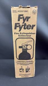 lot 39 image: NIB Fyr Fyter Fire Extinguisher