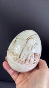 lot 12 image: Hand Painted Ceramic Egg with Windmill Scene