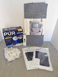 lot 56 image: Mixed Lot Home Organization and Water Filtration Items