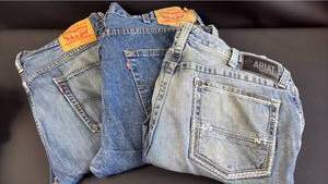 lot 361 image: Ariat 3832 and Levis Denim 3634