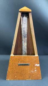 lot 363 image: Ticking Vintage Seth Thomas Wood Metronome