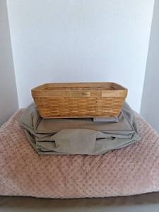 lot 78 image: Stonewall Kitchen Woven Basket (12x9) King Size, Cozy, CLEAN,  Blanket and Closet Organizer
