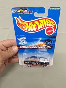 lot 87 image: Hot Wheels 1963 Corvette Dealers Choice Series Die Cast Car