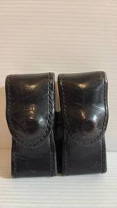 lot 422 image: Safariland 370 Police Belt Holster Double Magazine Pouch Set