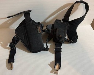 lot 424 image: Uncle Mikes Shoulder Holster Strap System for Concealed Carry