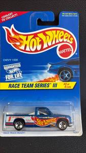 lot 452 image: Hot Wheels Chevy 1500 Race Team Series III Die Cast Car in Blister Pack