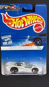 lot 453 image: Hot Wheels White Ice Series Splittin Image II Die Cast Car #3 of 4 in Original Blister Packing