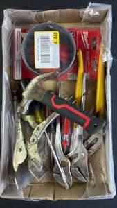 lot 463 image: Hand Tools and Accessories Bundle