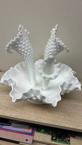 lot 23 image: Fenton Milk Glass Hobnail Epergne