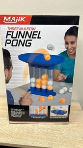 lot 39 image: Majik Three in a Row Funnel Pong Game