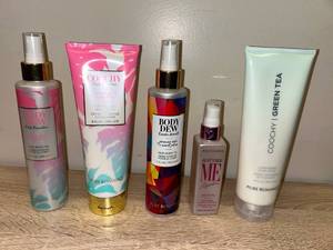lot 49 image: All New, Pure Romance Body Care Collection Set