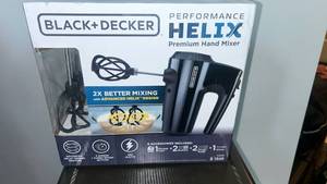 lot 64 image: New BlackDecker Helix Premium Hand Mixer