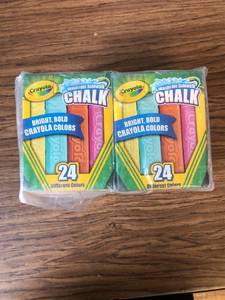 lot 3427 image: 2 pack washable sidewalk chalk