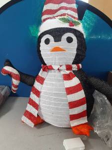 lot 18658 image: Penguin Christmas Yard Decoration 20 Tall - Retail $0