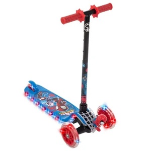 lot 3507 image: Huffy Marvel Spidey and His Amazing Friends 3-Wheel Tilt N Turn Kick Scooter  Blue - Retail $114