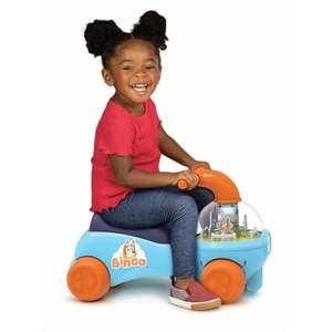 lot 3609 image: JAKKS PACIFIC THE BLUEY & BINGO KEEPY UPPY RIDE INFANTS INSTALL - BLUEORANGE - Retail $43