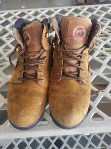 lot 21021 image: Brahma Steel Toe Work Boots size 7.5